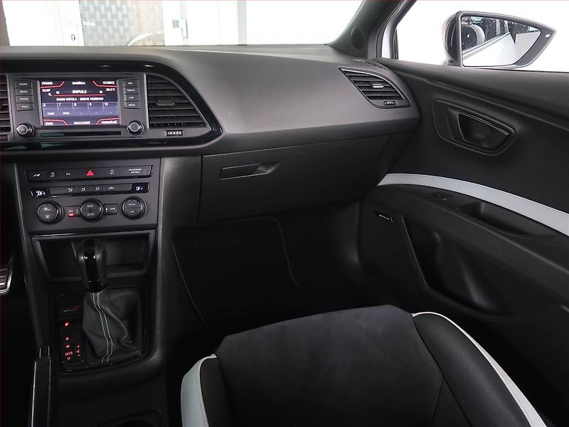 Seat Leon (2014) 2.0 TSI Cupra 280, Automat - fotka 8 z 17