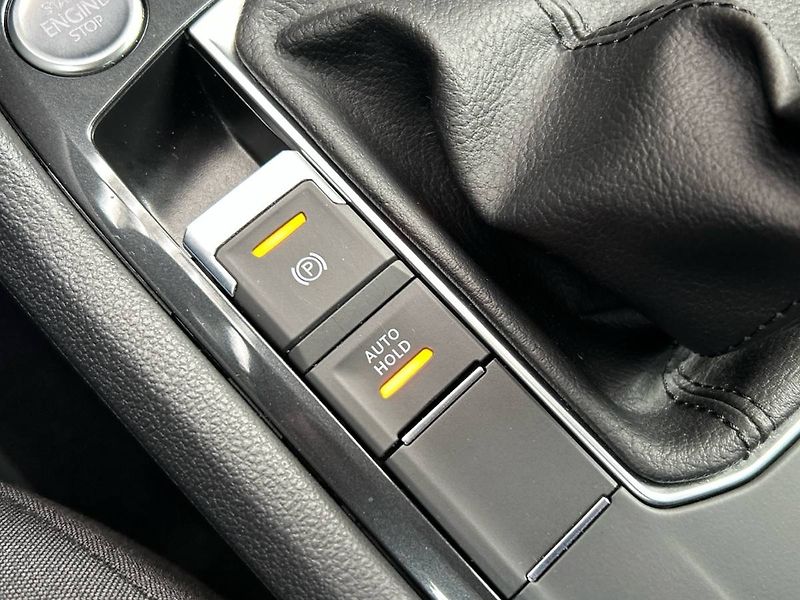 Volkswagen Tiguan (2020) 1.5 TSI 7DSG Life - fotka 29 z 33