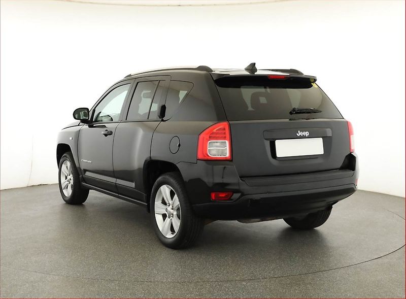 Jeep Compass (2012) 2.4, LPG, 4X4, Serv.kniha - fotka 4 z 15