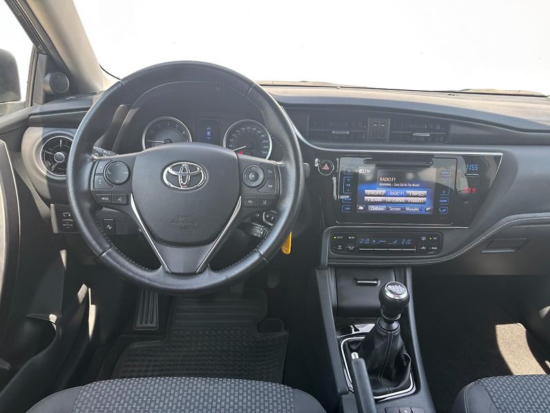 Toyota Corolla 1.6 VVT-i Active Trend Led - fotka 5 z 28
