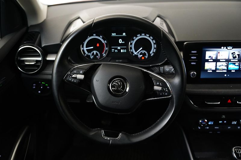 Škoda Fabia - fotka 18 z 24