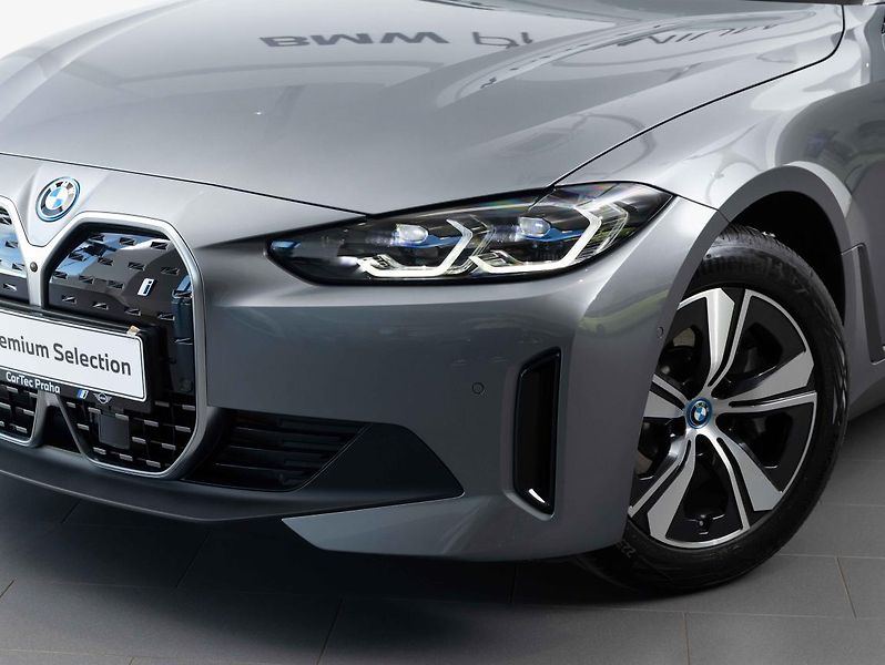 BMW i4 eDrive40 Gran Coupé - fotka 7 z 21