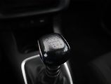 Citroën C3 (2018) 1.2 PureTech, ČR,1.maj - náhled 12