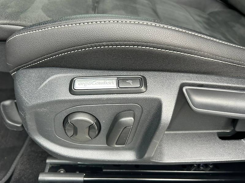 Volkswagen Arteon Shooting Brake (2023) 2.0 TDI 147 kW DSG panorama He - fotka 11 z 35