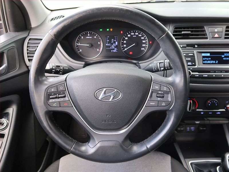 Hyundai i20 (2015) 1.1 CRDi, Serv.kniha, Tempomat - fotka 17 z 17