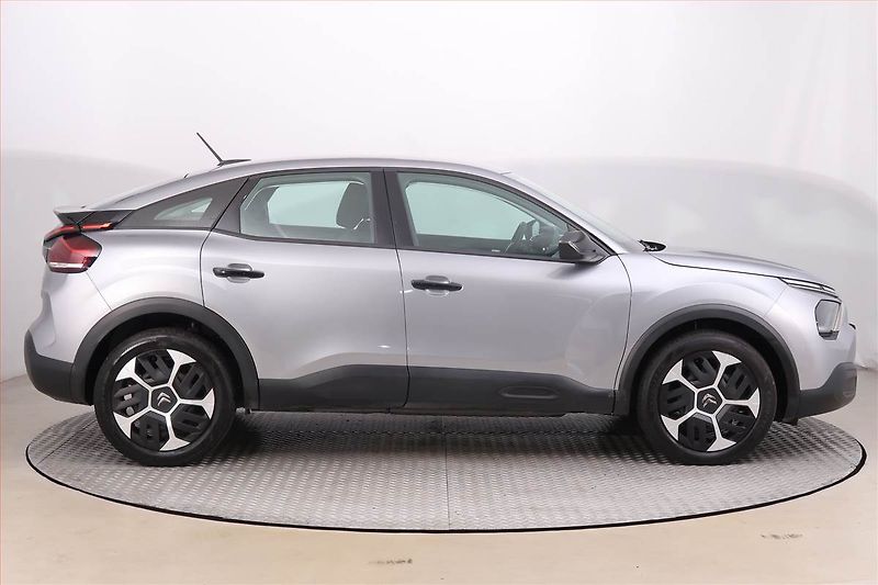 Citroën C4 (2025) 1.2 PureTech, ČR,1.maj - fotka 6 z 17