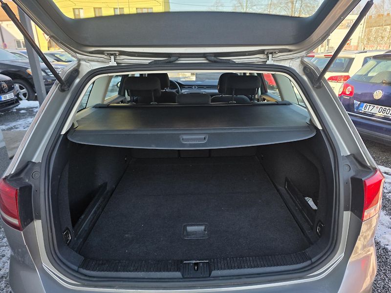 Volkswagen Passat 1.4 TSI Kombi 87tkm - fotka 5 z 28