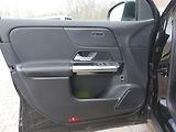 Mercedes-Benz GLA GLA180d - náhled 22