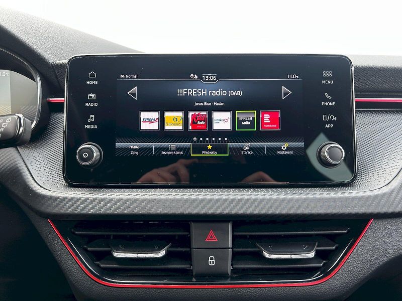 Škoda Kamiq (2025) 1.0 TSI 85kW DSG Monte Carlo - fotka 10 z 35