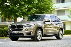 BMW X5 (2018) 1. Majitel, + ZIMNÍ SADA, DPH - fotografie inzerátu