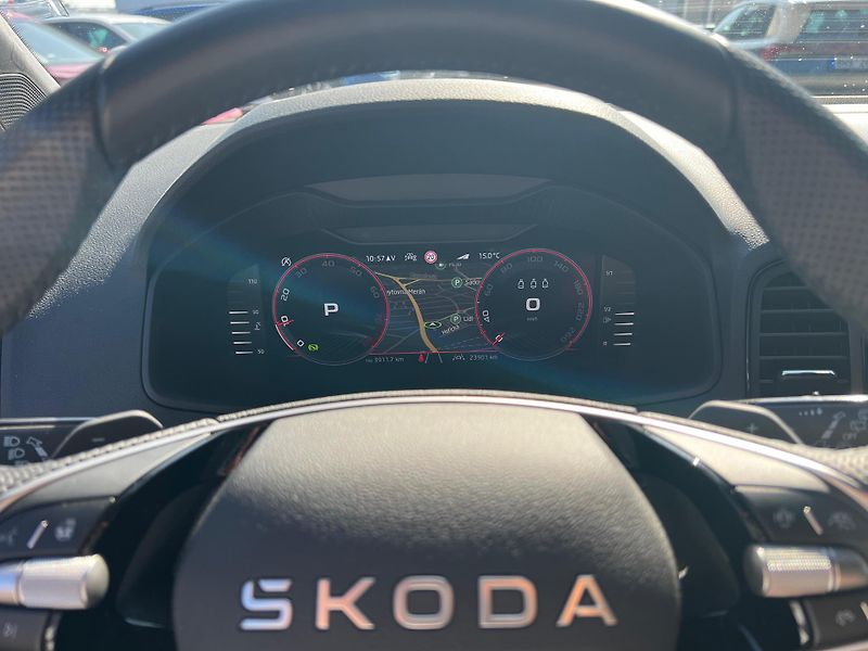 Škoda Karoq Sportline 1.5 TSI 110kw DSG - fotka 12 z 27