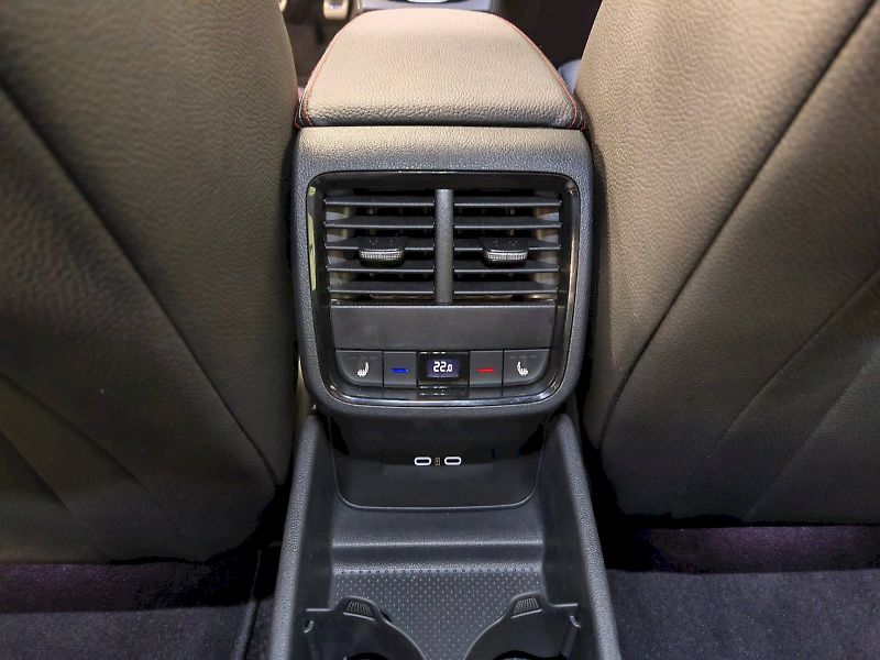Škoda Octavia (2025) 2.0 TSI 195 kW DSG RS - fotka 27 z 32