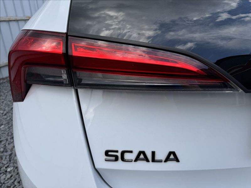 Škoda Scala 1,5 TSI Monte Carlo původ ČR - fotka 16 z 50