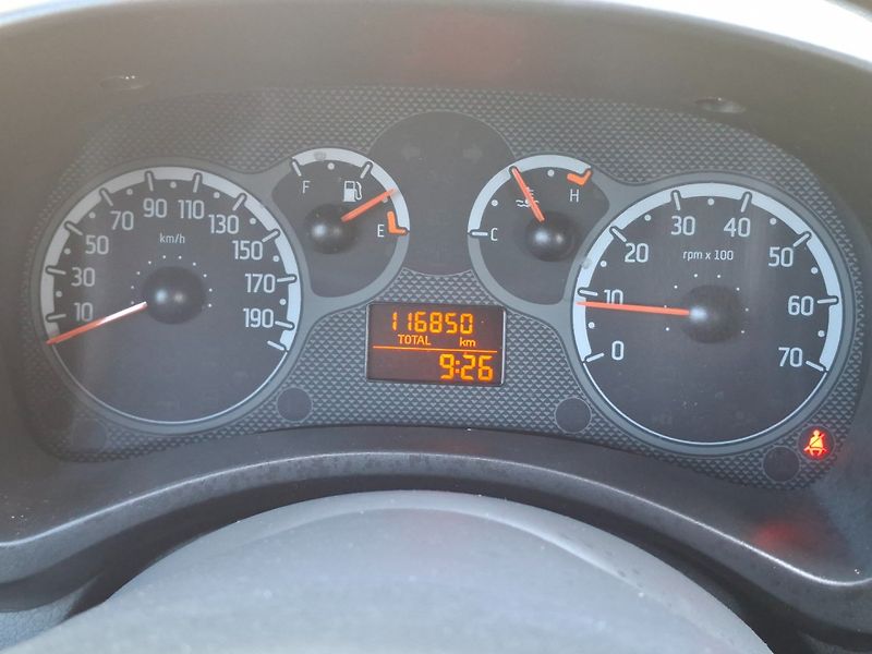 Fiat Panda (2010) 1.2i 44kW -KLIMATIZACE - fotka 15 z 30