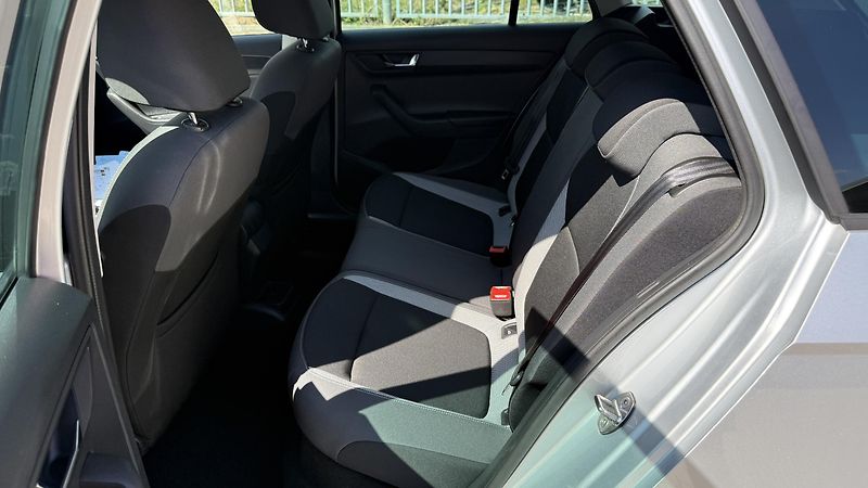 Škoda Fabia (2017) 1.2TSi*81kW*SCOUT-LINE*6KVALT* - fotka 10 z 26