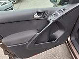Volkswagen Tiguan (2014) 2,0TDi 81kW - náhled 32