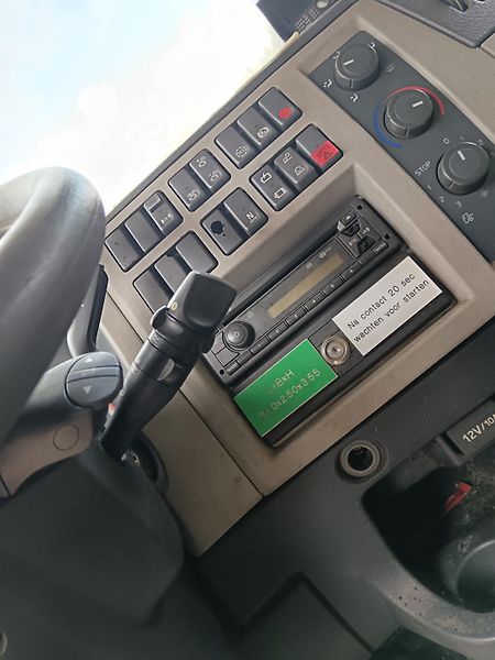 Volvo FE (2012) Hybrid 6x2 - fotka 7 z 17