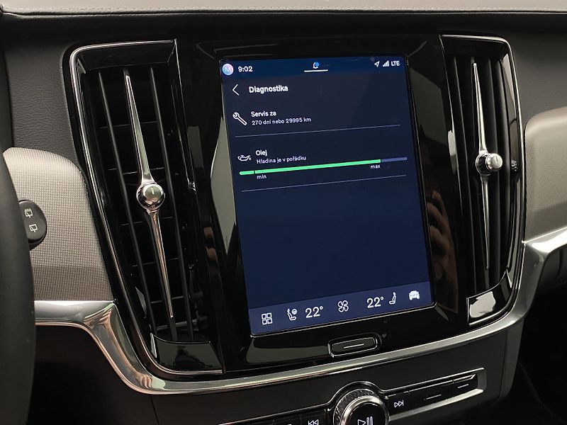 Volvo V90 T8 AWD RECHARGE DARK PLUS AUT - fotka 62 z 65