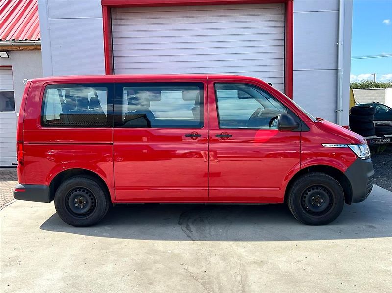 Volkswagen Caravelle 2,0 TDI 6.1 SWB TRENDLINE - fotka 6 z 24