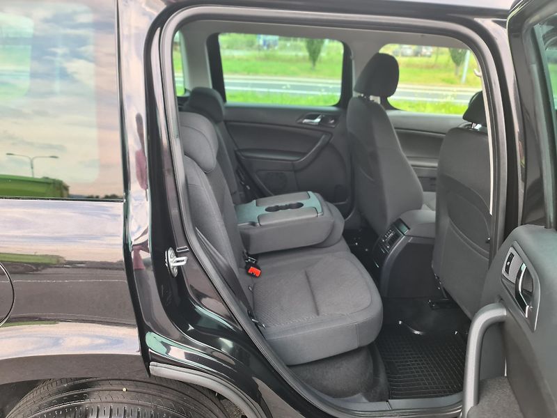 Škoda Yeti (2015) 2.0 TDi 103-KW 4x4 ADV OLOMOUC - fotka 13 z 76