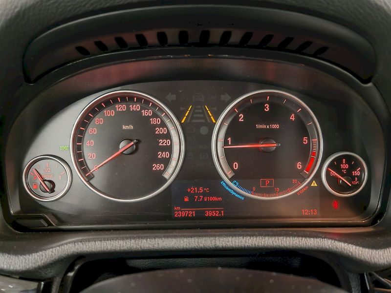 BMW X3 (2016) 2.0 D 140 kW XDRIVE - fotka 7 z 28