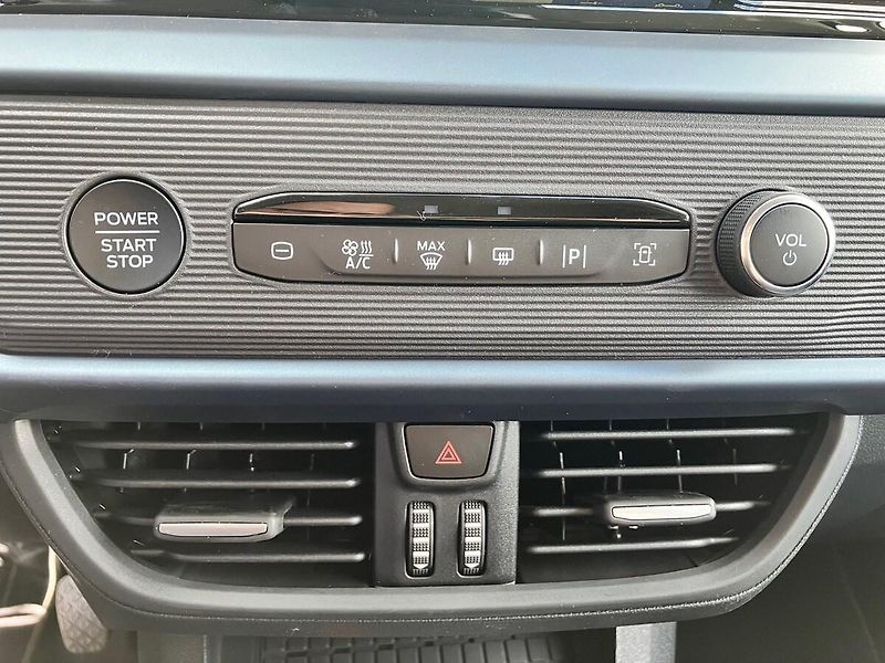 Ford Tourneo Courier (2026) Active, Tourneo, 1.0 EcoBoost - fotka 20 z 35