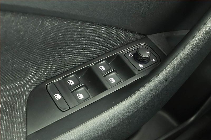 Škoda Scala (2025) 1.0 TSI, Top Selection, FullLe - fotka 14 z 14