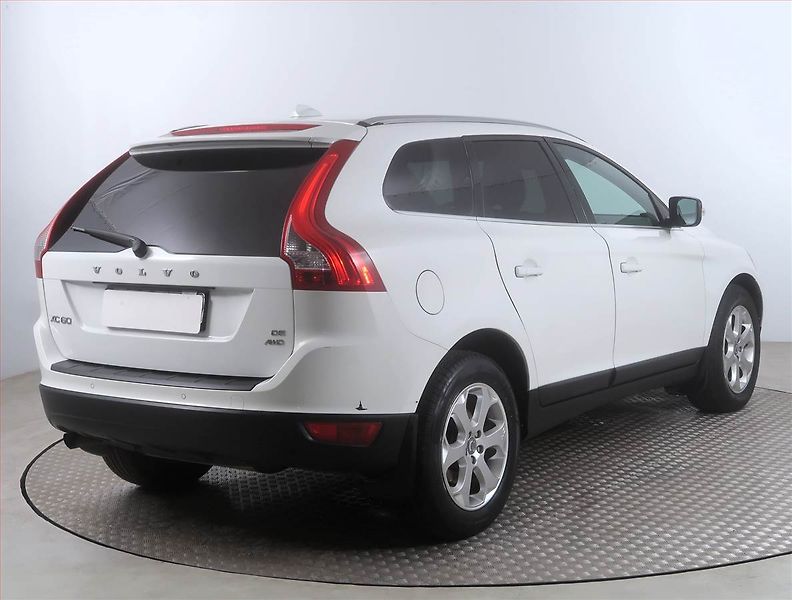 Volvo XC60 (2009) Kinetic D5, 4X4, Automat - fotka 5 z 15