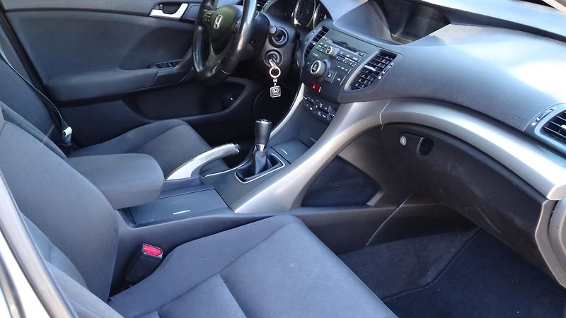 Honda Accord Accord 2.2CTDi 110kW - fotka 4 z 9