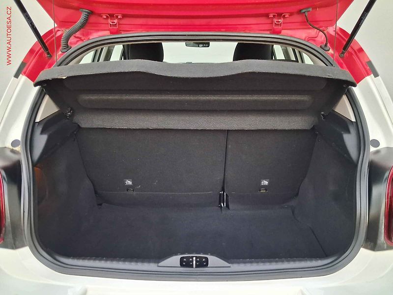 Citroën C3 (2019) 1.2 PT, Park. čidla - fotka 7 z 17
