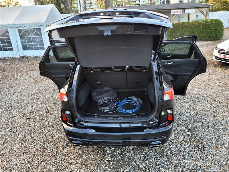 Ford Kuga 2,5 PHEV,ST-line X,kůže,Led - fotka 40 z 50