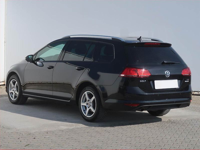 Volkswagen Golf (2016) 1.6 TDI, Tempomat - fotka 4 z 18