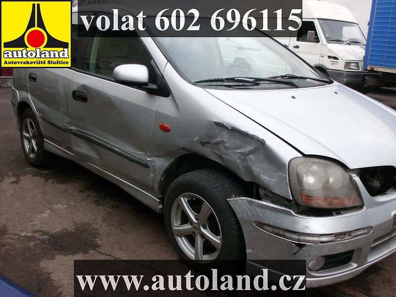 Nissan Almera Tino (2000) VOLAT 602 696115 - fotka 5 z 9