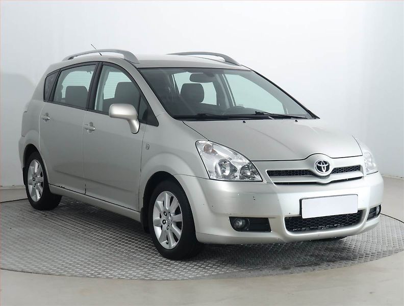 Toyota Corolla Verso (2005) 2.2 D-4D, nová STK, Tažné - fotografie inzerátu