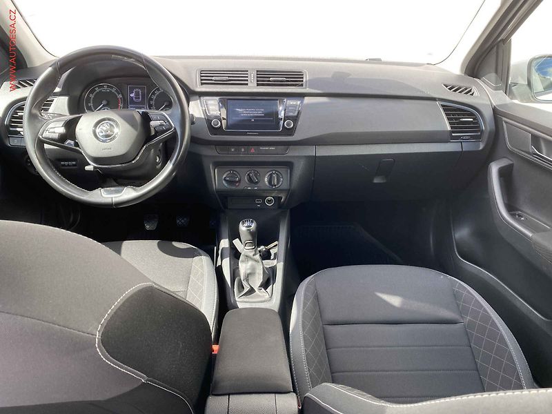 Škoda Fabia (2021) 1.0 TSi, 2.maj,ČR, Ambition - fotka 8 z 16