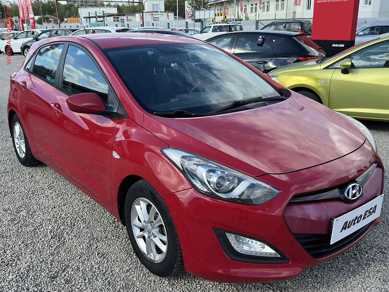 Hyundai i30 (2012) 1.6 GDi, ČR, Trikolor - fotografie inzerátu
