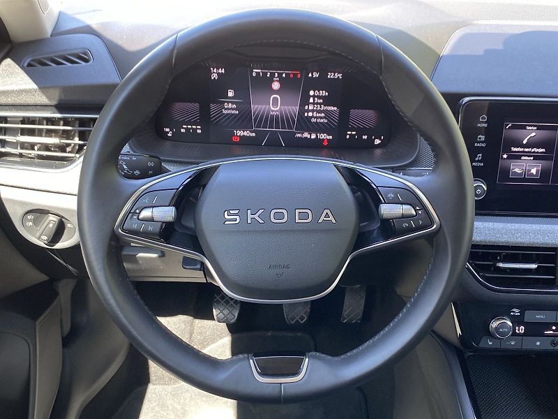 Škoda Scala (2025) 1.0 TSI Selection - fotka 10 z 33