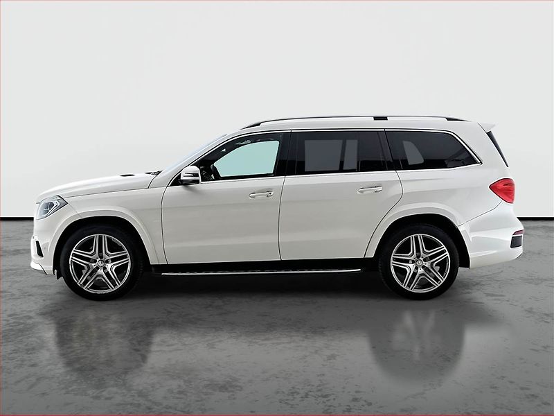 Mercedes-Benz GL (2015) 350 BlueTEC - fotka 3 z 30
