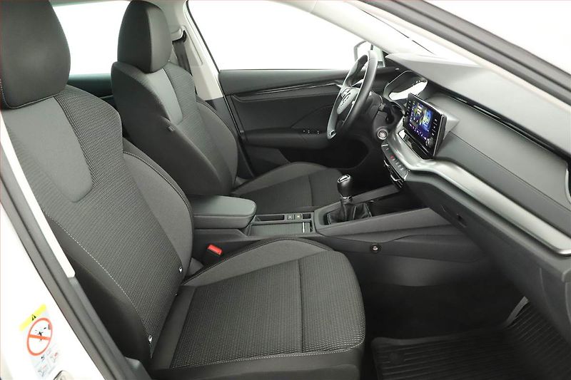 Škoda Octavia (2023) Ambition 1.5 TSI - fotka 7 z 18