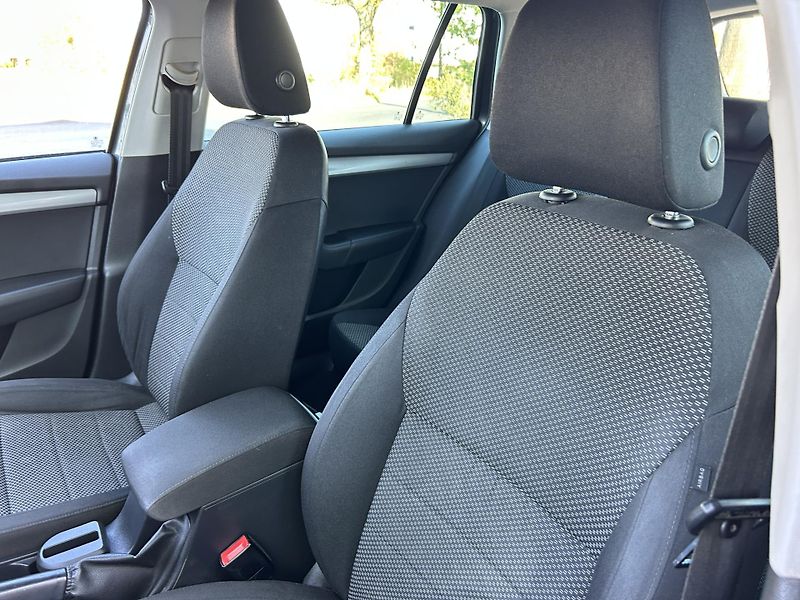 Škoda Octavia (2015) 1.6 TDi 81KW po rozvodech - fotka 23 z 29