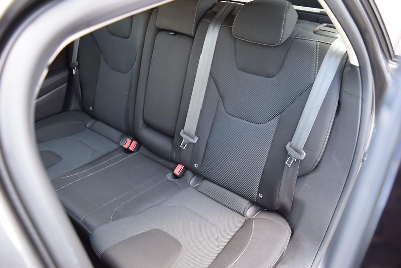 Ford Mondeo (2018) 2.0TDCI 110kw BUSINESS LED TAŽ - fotka 16 z 49