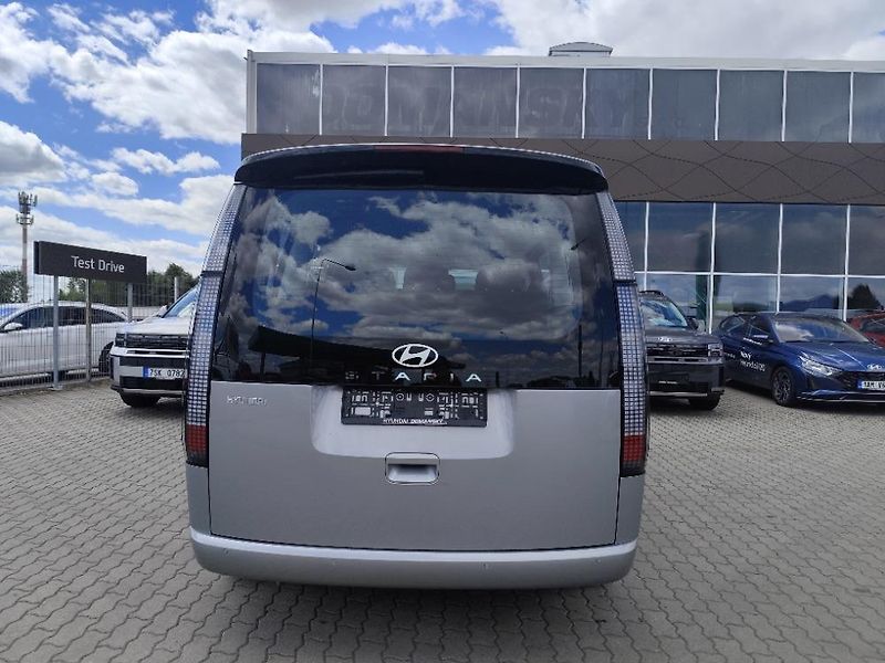 Hyundai Staria (2025) 1.6 HEV Tour 9míst SMART - fotka 4 z 9
