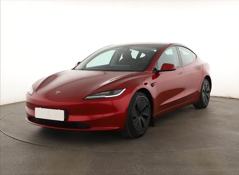 Tesla Model 3 (2023) Long Range 4WD 79kWh, SoH 95% - fotka 2 z 27