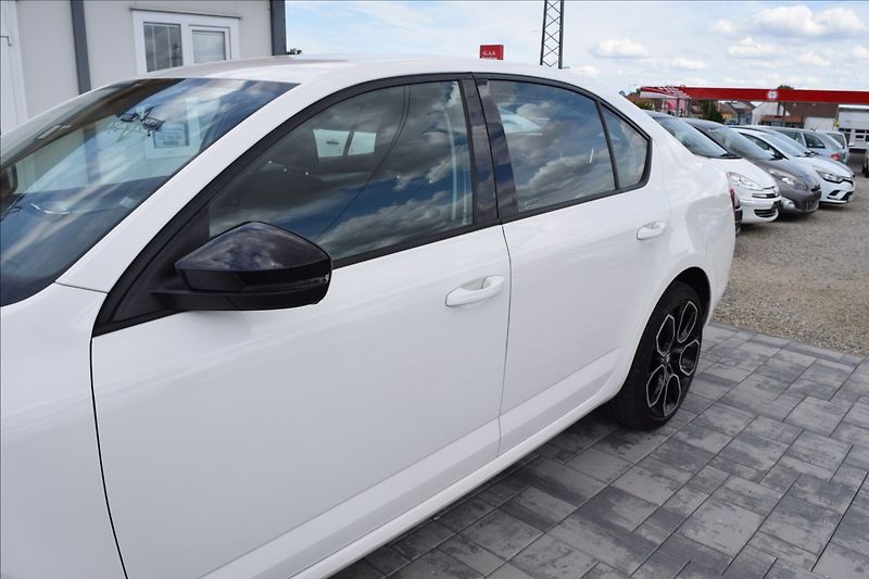 Škoda Octavia 1,6 TDI 81KW PO ROZVODECH - fotka 8 z 48