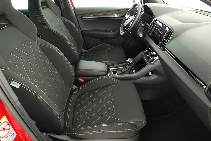 Škoda Karoq (2024) Sportline 1.5 TSI - fotka 7 z 17