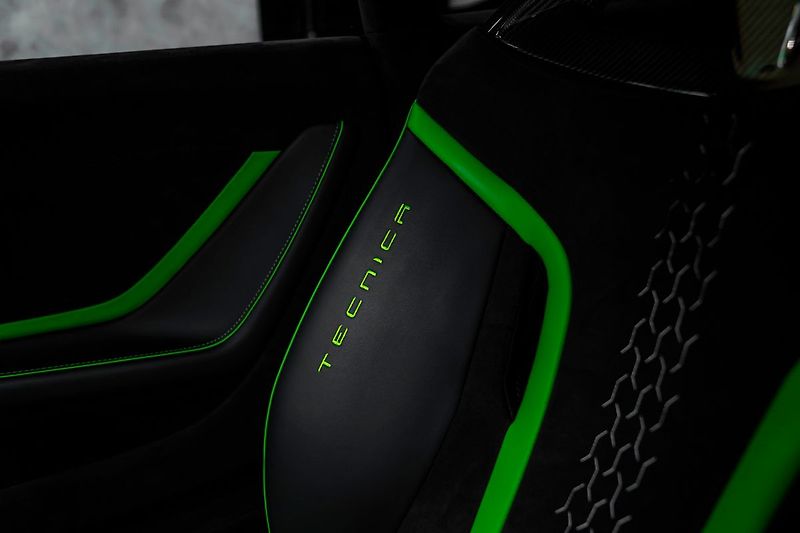 Lamborghini Huracán Tecnica - fotka 17 z 25