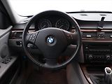 BMW Řada 3 3.0 325i 160kW Aut.klima - náhled 15