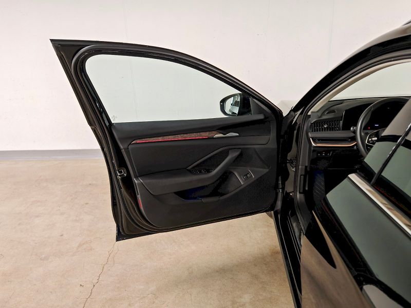 Škoda Superb (2025) Combi 2.0 TDI 142 kW DSG 4x4 L - fotka 24 z 36