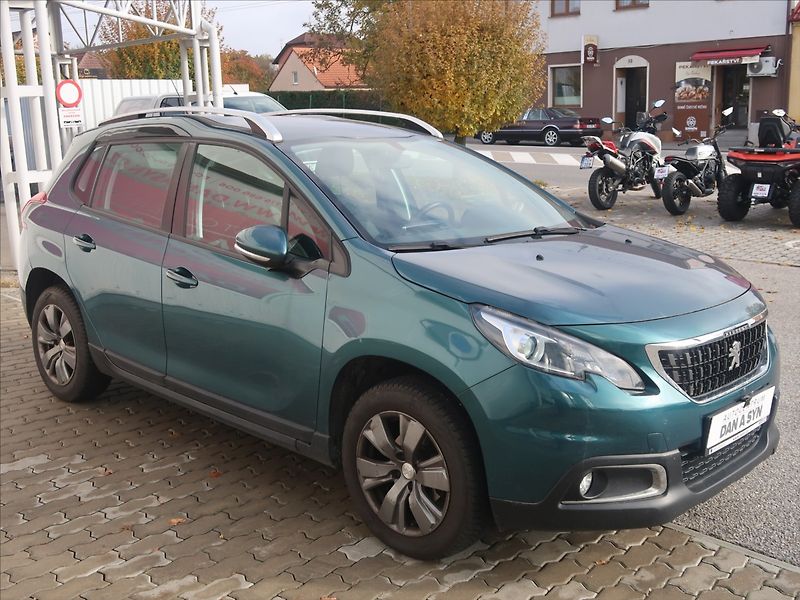 Peugeot 2008 1,2 Active CZ původ - fotka 2 z 4