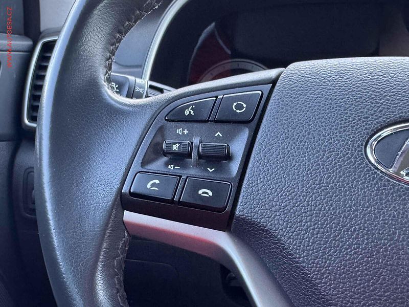 Hyundai Tucson (2018) 1.6CRDi 4x4, ČR, LED, navi - fotka 15 z 18